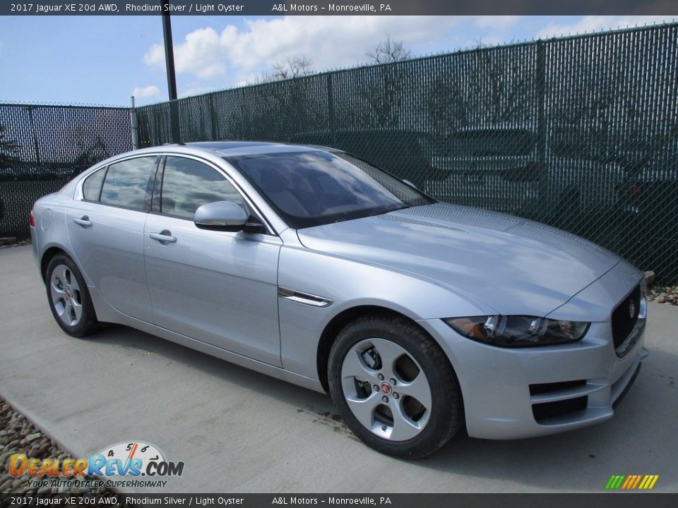 2017 Jaguar XE 20d AWD Rhodium Silver / Light Oyster Photo #1