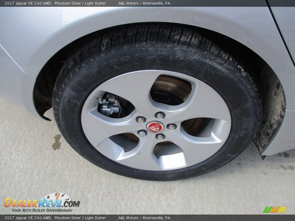 2017 Jaguar XE 20d AWD Rhodium Silver / Light Oyster Photo #3