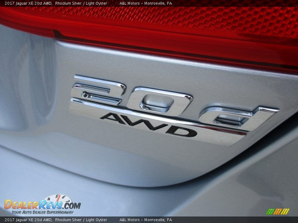 2017 Jaguar XE 20d AWD Rhodium Silver / Light Oyster Photo #5