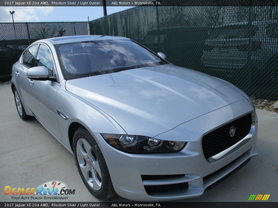 2017 Jaguar XE 20d AWD Rhodium Silver / Light Oyster Photo #6