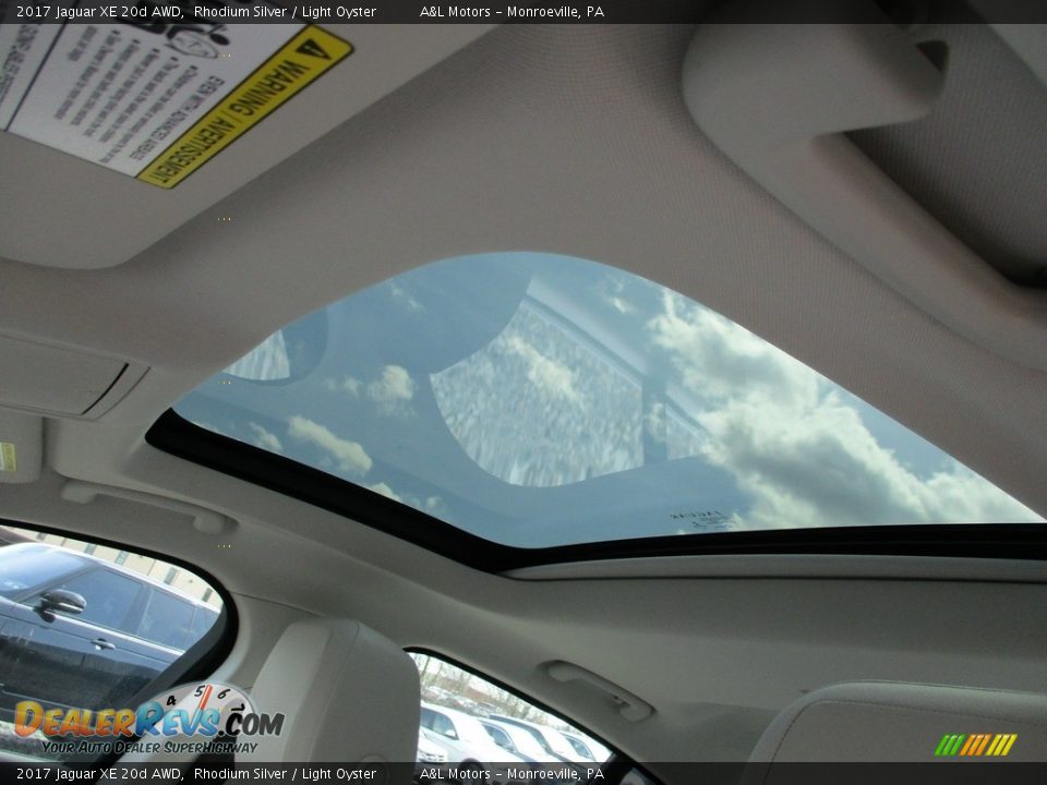 2017 Jaguar XE 20d AWD Rhodium Silver / Light Oyster Photo #12