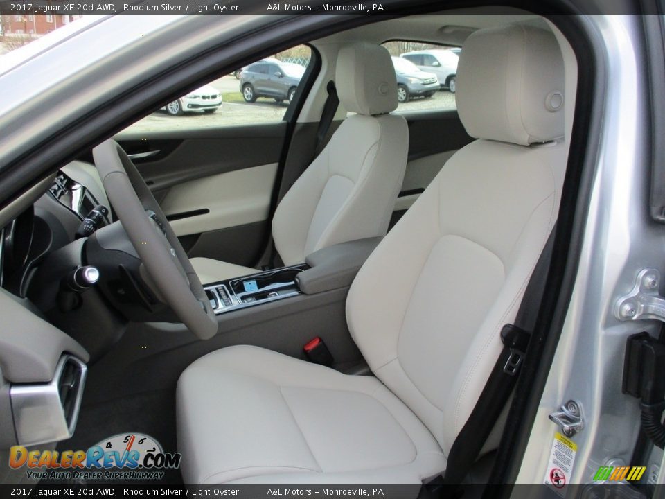 2017 Jaguar XE 20d AWD Rhodium Silver / Light Oyster Photo #13