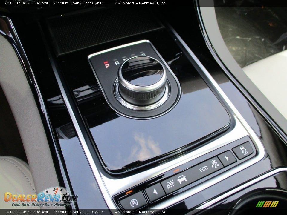 2017 Jaguar XE 20d AWD Rhodium Silver / Light Oyster Photo #16