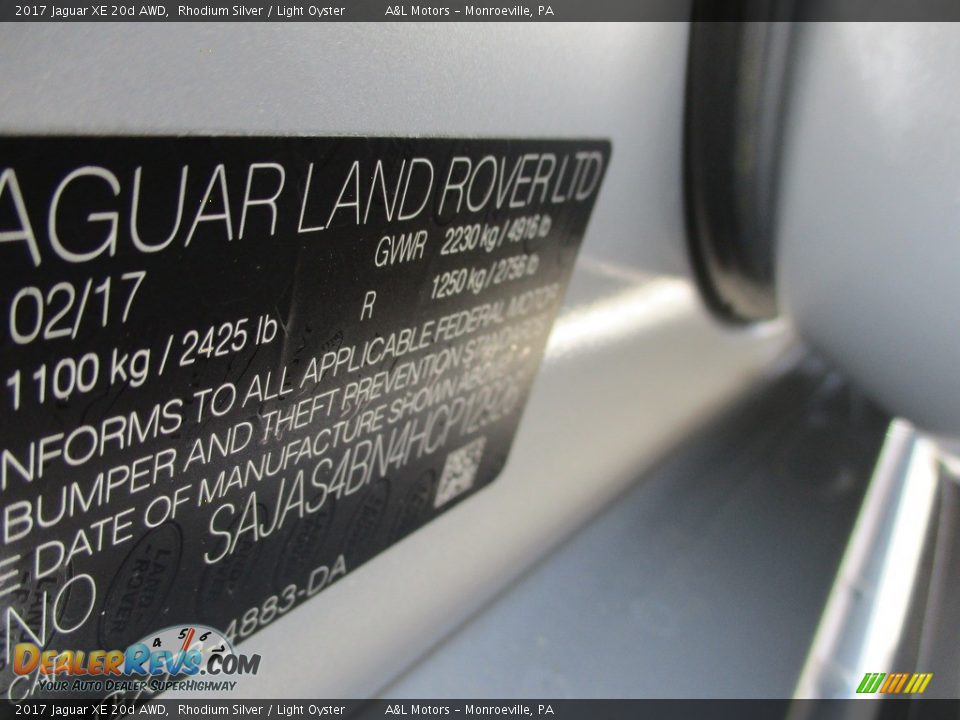 2017 Jaguar XE 20d AWD Rhodium Silver / Light Oyster Photo #19