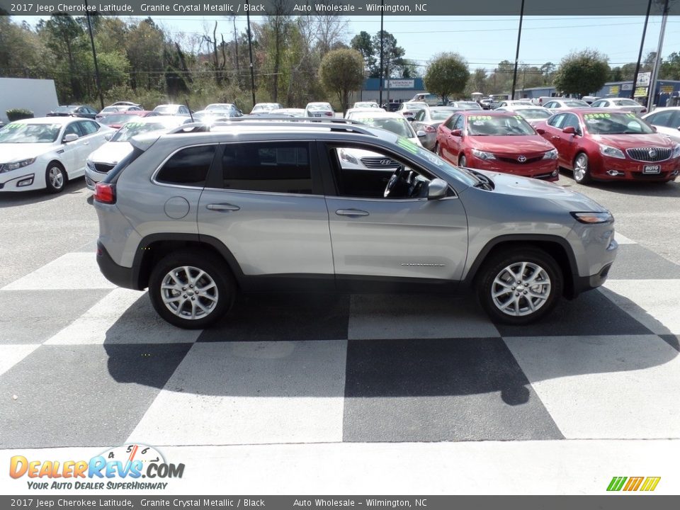 2017 Jeep Cherokee Latitude Granite Crystal Metallic / Black Photo #3