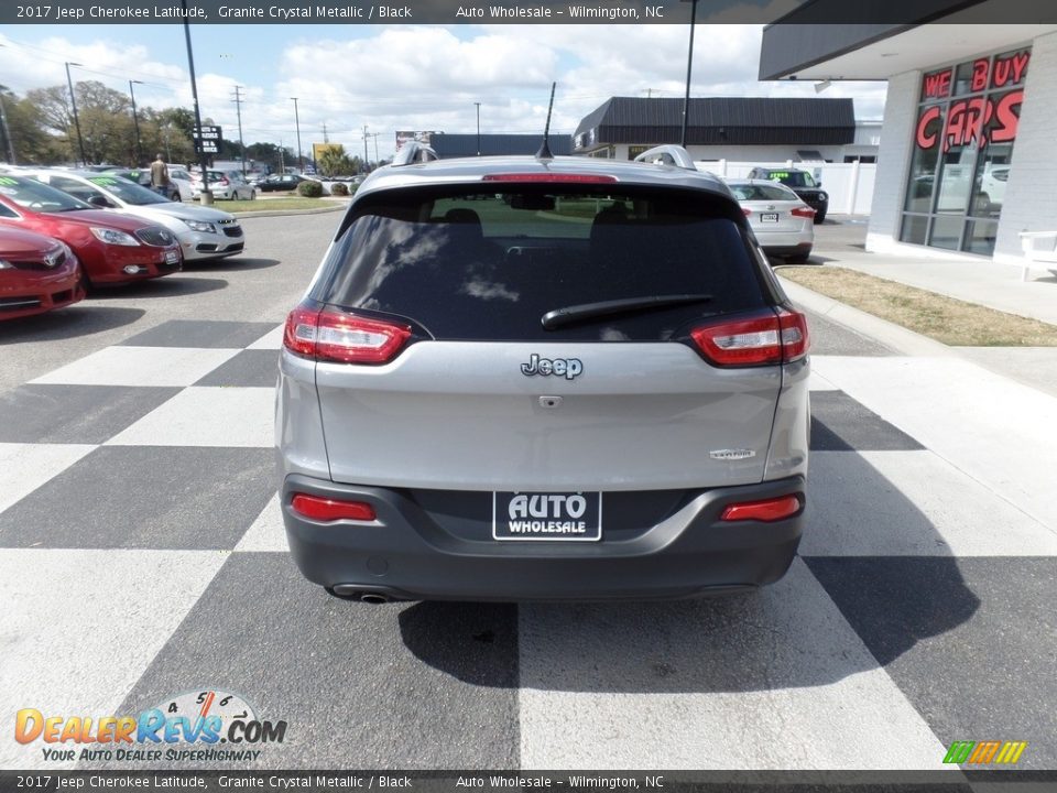 2017 Jeep Cherokee Latitude Granite Crystal Metallic / Black Photo #4