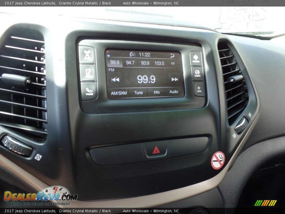 2017 Jeep Cherokee Latitude Granite Crystal Metallic / Black Photo #17