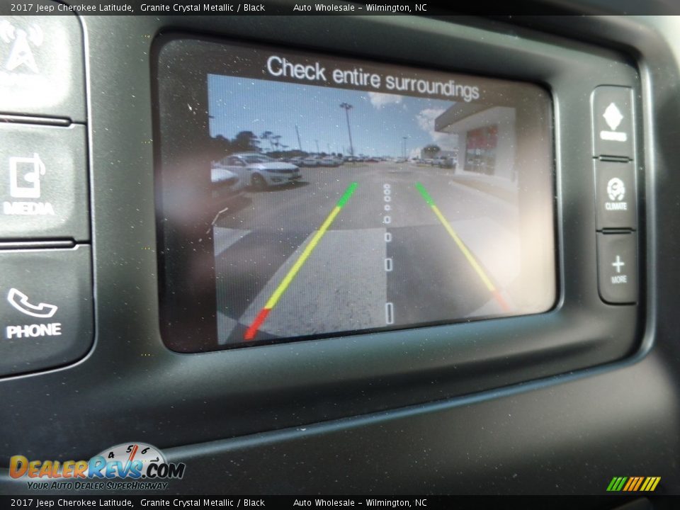 2017 Jeep Cherokee Latitude Granite Crystal Metallic / Black Photo #19