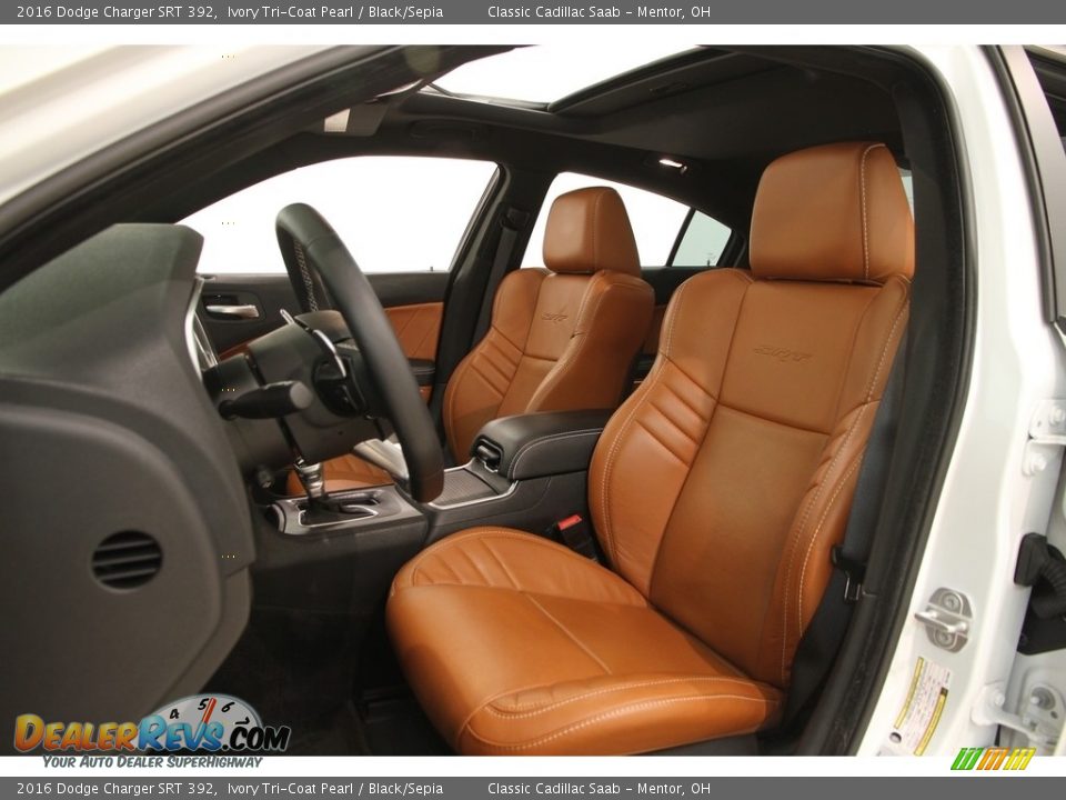 Front Seat of 2016 Dodge Charger SRT 392 Photo #7