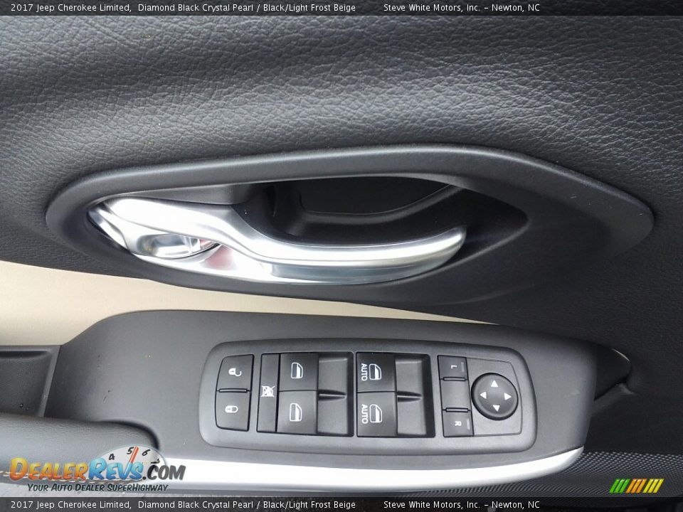 2017 Jeep Cherokee Limited Diamond Black Crystal Pearl / Black/Light Frost Beige Photo #11