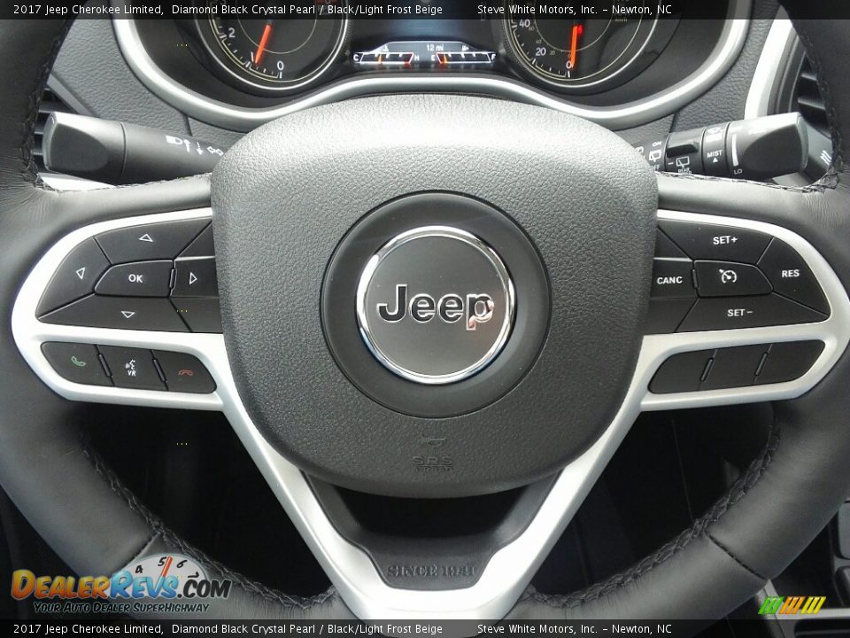 2017 Jeep Cherokee Limited Diamond Black Crystal Pearl / Black/Light Frost Beige Photo #12