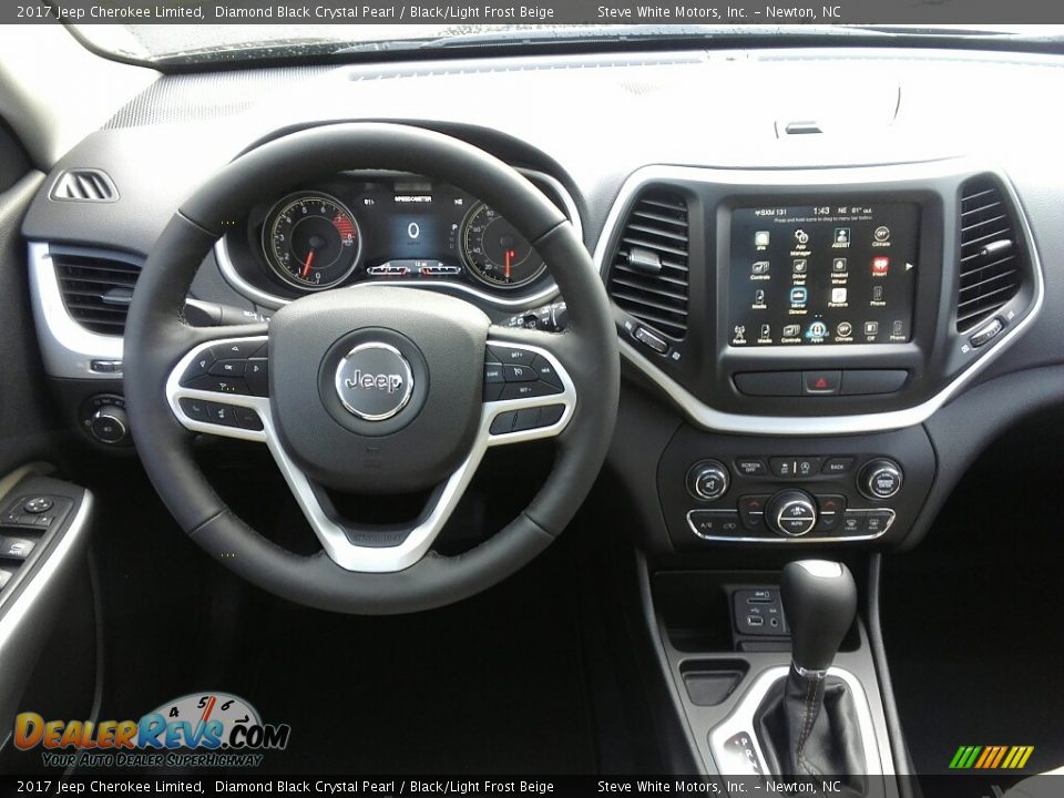 2017 Jeep Cherokee Limited Diamond Black Crystal Pearl / Black/Light Frost Beige Photo #25