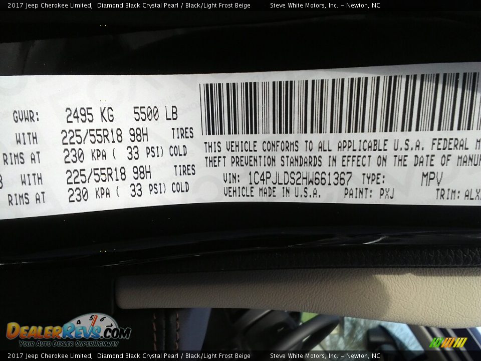 2017 Jeep Cherokee Limited Diamond Black Crystal Pearl / Black/Light Frost Beige Photo #33