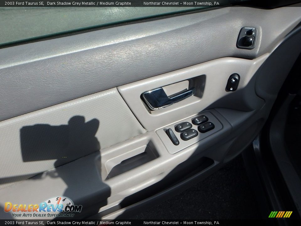 2003 Ford Taurus SE Dark Shadow Grey Metallic / Medium Graphite Photo #11