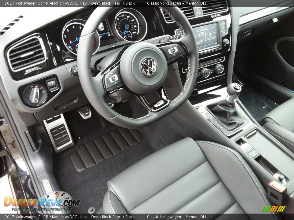 Black Interior - 2017 Volkswagen Golf R 4Motion w/DCC. Nav. Photo #5