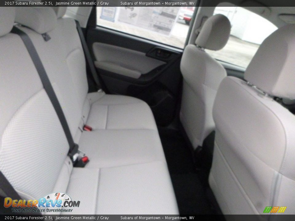 2017 Subaru Forester 2.5i Jasmine Green Metallic / Gray Photo #6