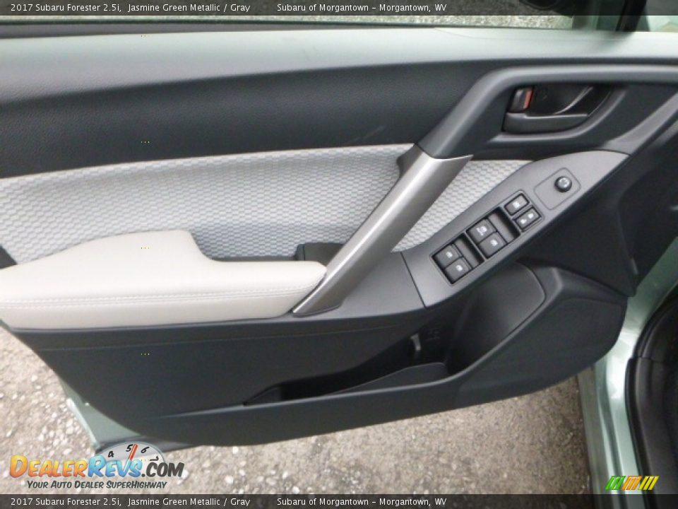 2017 Subaru Forester 2.5i Jasmine Green Metallic / Gray Photo #14