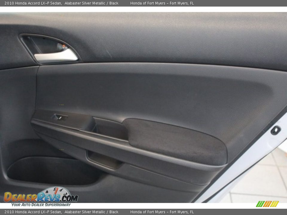 2010 Honda Accord LX-P Sedan Alabaster Silver Metallic / Black Photo #24