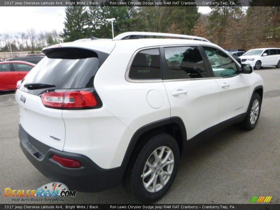 2017 Jeep Cherokee Latitude 4x4 Bright White / Black Photo #5
