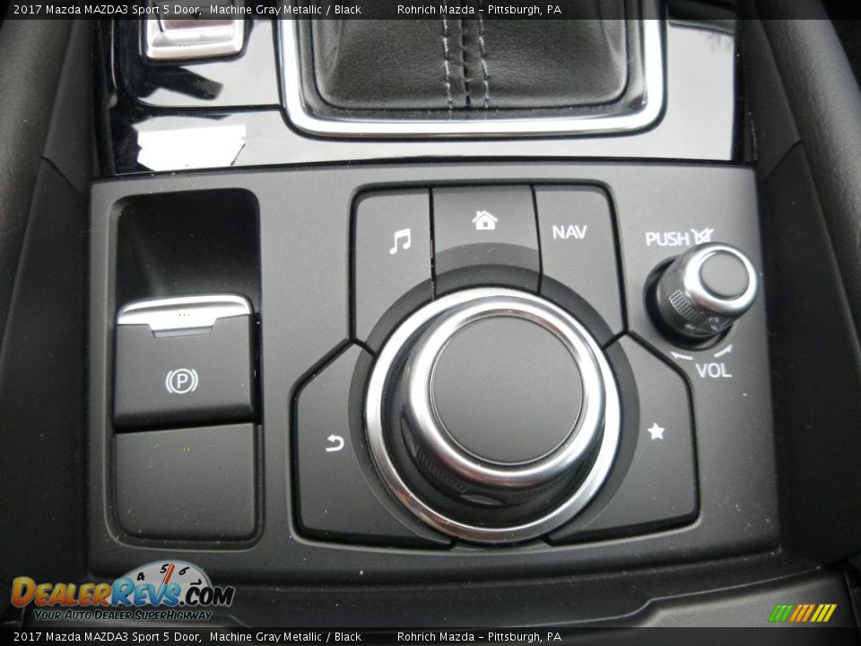 2017 Mazda MAZDA3 Sport 5 Door Machine Gray Metallic / Black Photo #13