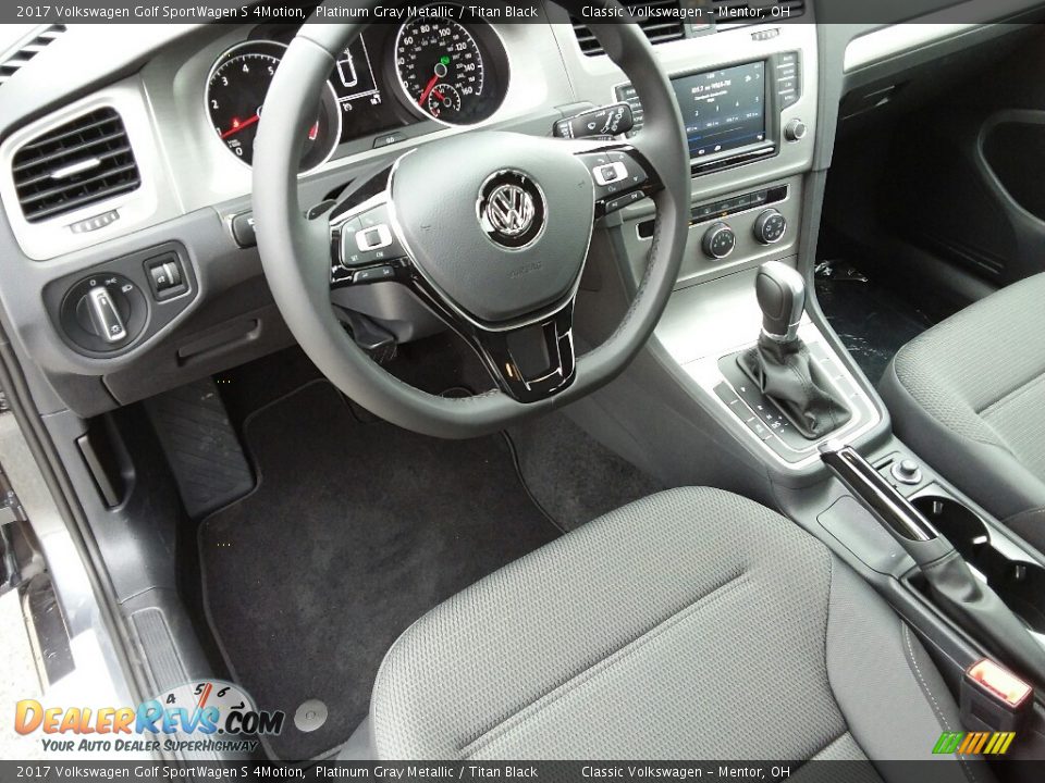 Titan Black Interior - 2017 Volkswagen Golf SportWagen S 4Motion Photo #5