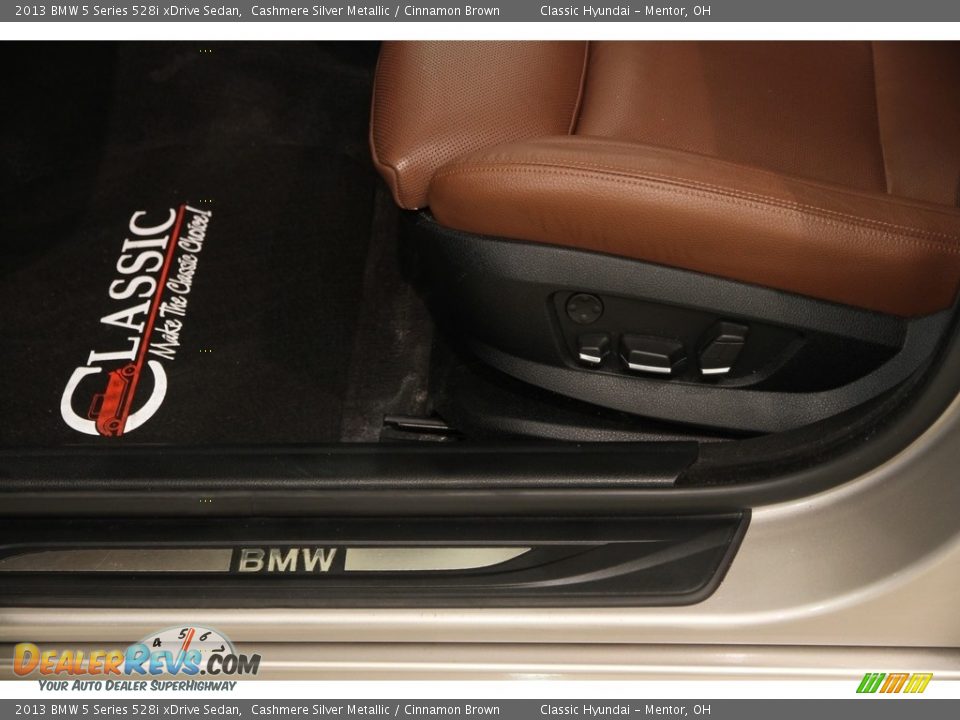2013 BMW 5 Series 528i xDrive Sedan Cashmere Silver Metallic / Cinnamon Brown Photo #6