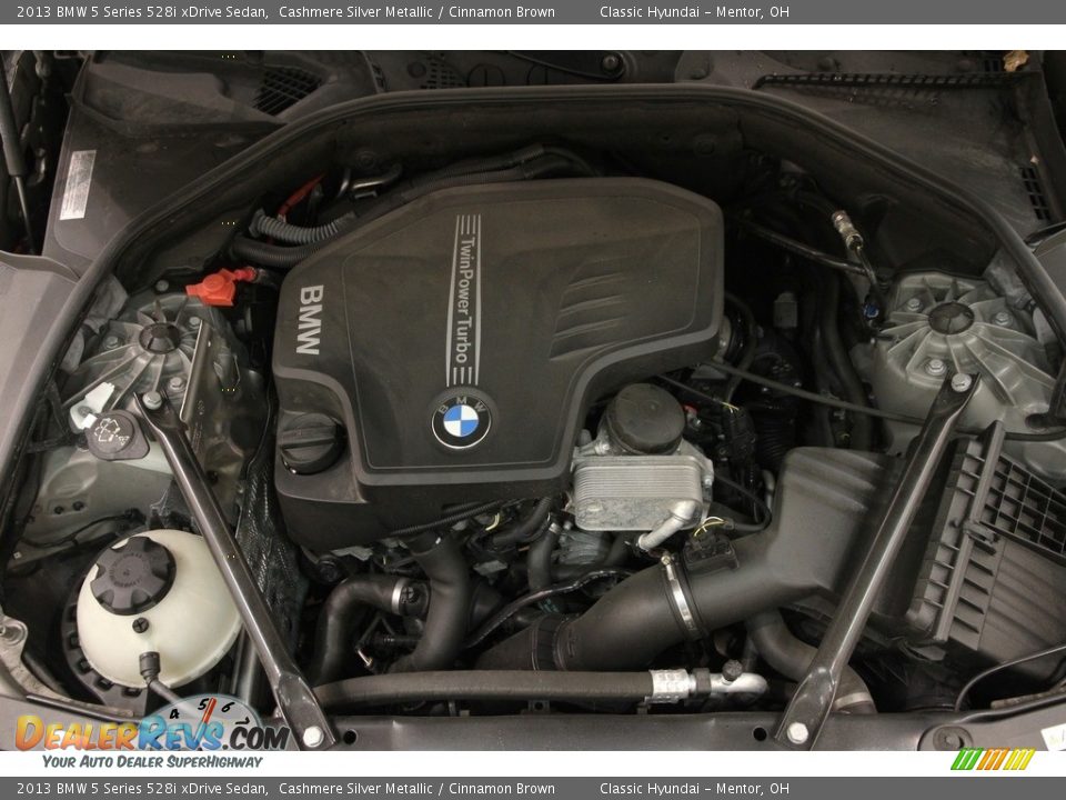 2013 BMW 5 Series 528i xDrive Sedan Cashmere Silver Metallic / Cinnamon Brown Photo #28
