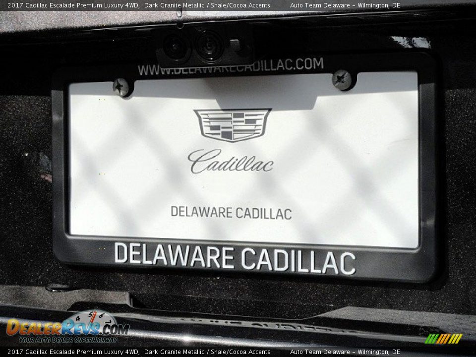 2017 Cadillac Escalade Premium Luxury 4WD Dark Granite Metallic / Shale/Cocoa Accents Photo #32