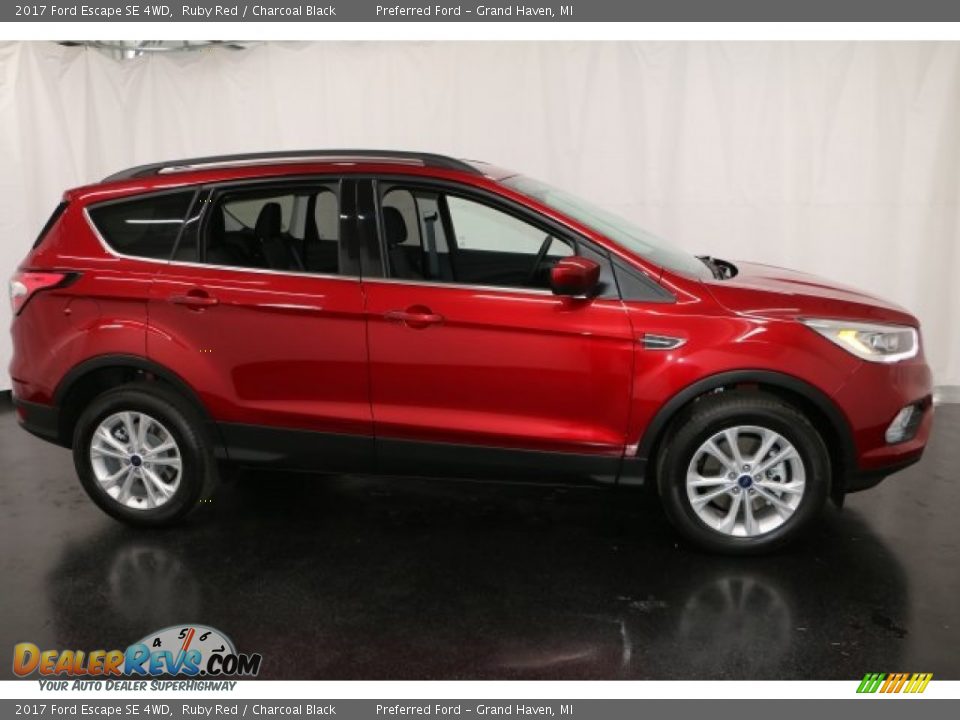 2017 Ford Escape SE 4WD Ruby Red / Charcoal Black Photo #1