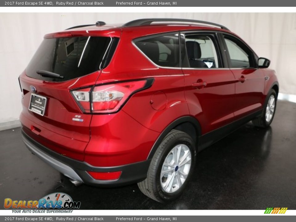 2017 Ford Escape SE 4WD Ruby Red / Charcoal Black Photo #8
