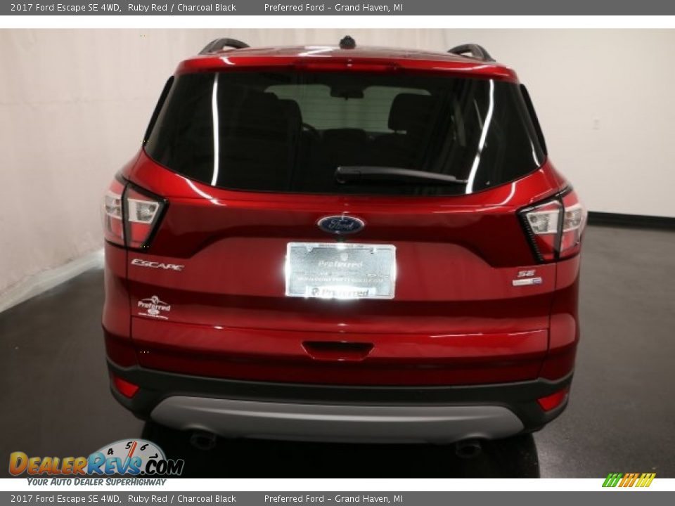 2017 Ford Escape SE 4WD Ruby Red / Charcoal Black Photo #9