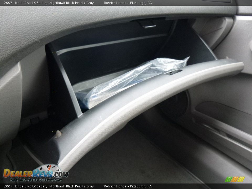 2007 Honda Civic LX Sedan Nighthawk Black Pearl / Gray Photo #25