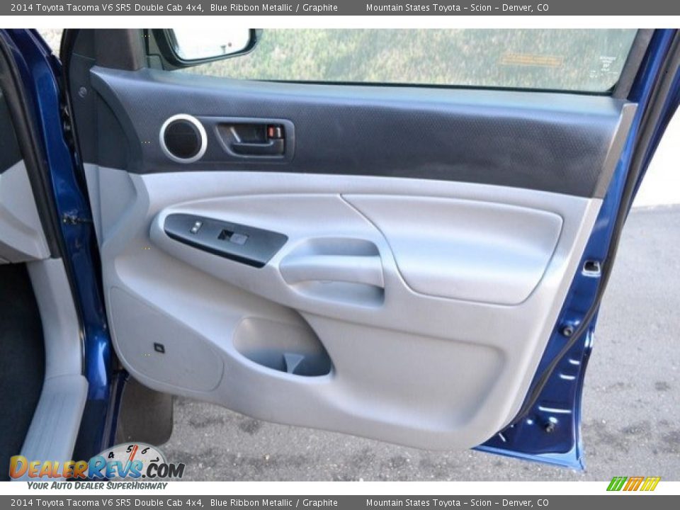 2014 Toyota Tacoma V6 SR5 Double Cab 4x4 Blue Ribbon Metallic / Graphite Photo #25