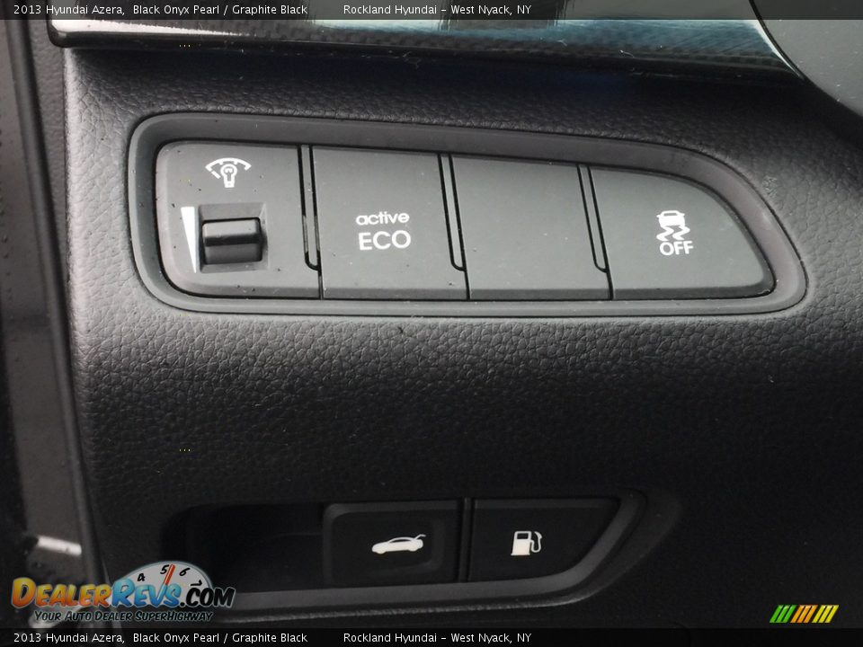 2013 Hyundai Azera Black Onyx Pearl / Graphite Black Photo #11
