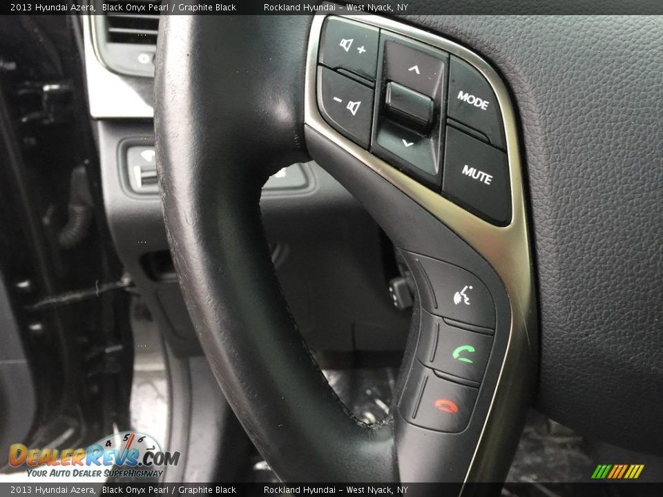 2013 Hyundai Azera Black Onyx Pearl / Graphite Black Photo #18