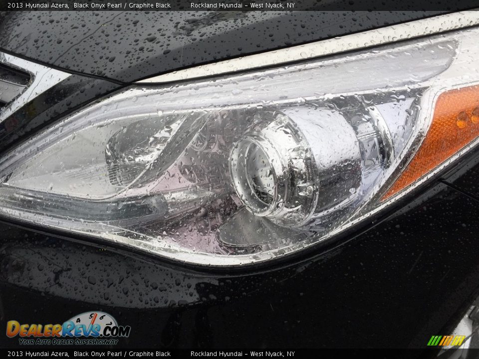 2013 Hyundai Azera Black Onyx Pearl / Graphite Black Photo #31