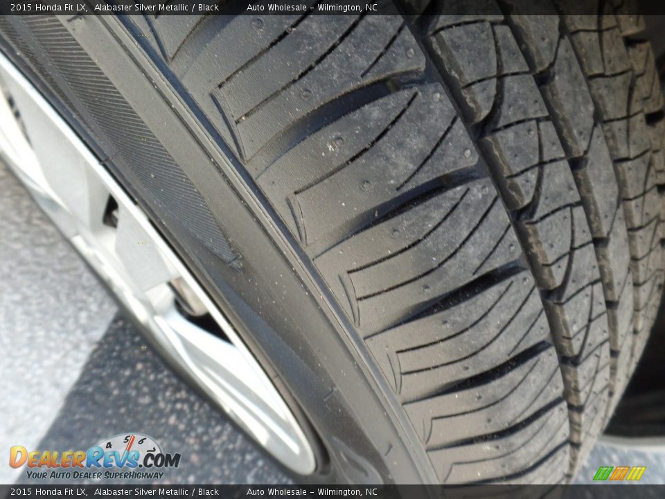 2015 Honda Fit LX Alabaster Silver Metallic / Black Photo #9