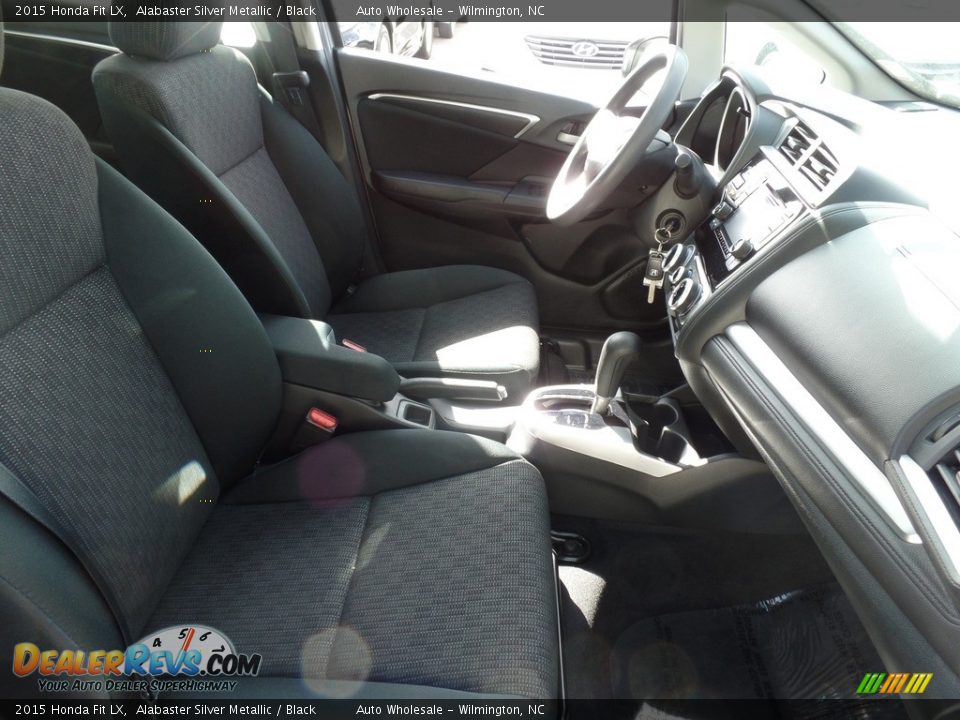 2015 Honda Fit LX Alabaster Silver Metallic / Black Photo #13