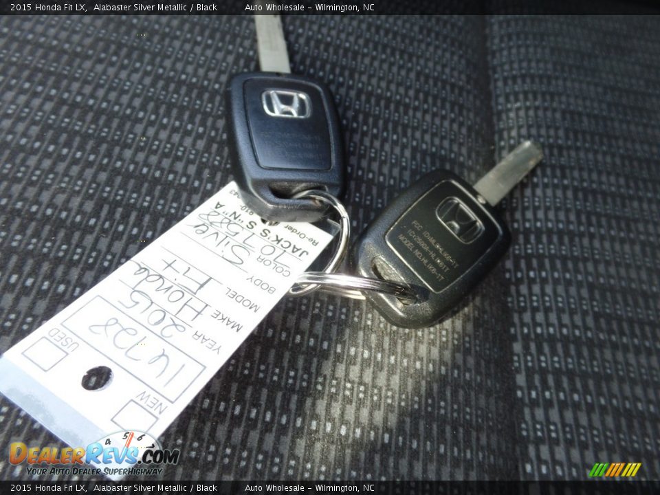 2015 Honda Fit LX Alabaster Silver Metallic / Black Photo #20