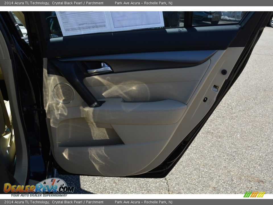 2014 Acura TL Technology Crystal Black Pearl / Parchment Photo #25