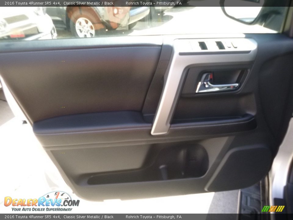 2016 Toyota 4Runner SR5 4x4 Classic Silver Metallic / Black Photo #10