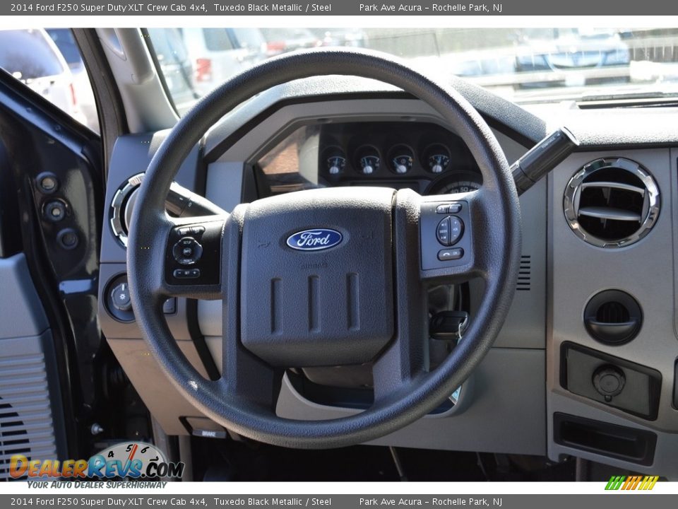 2014 Ford F250 Super Duty XLT Crew Cab 4x4 Tuxedo Black Metallic / Steel Photo #18
