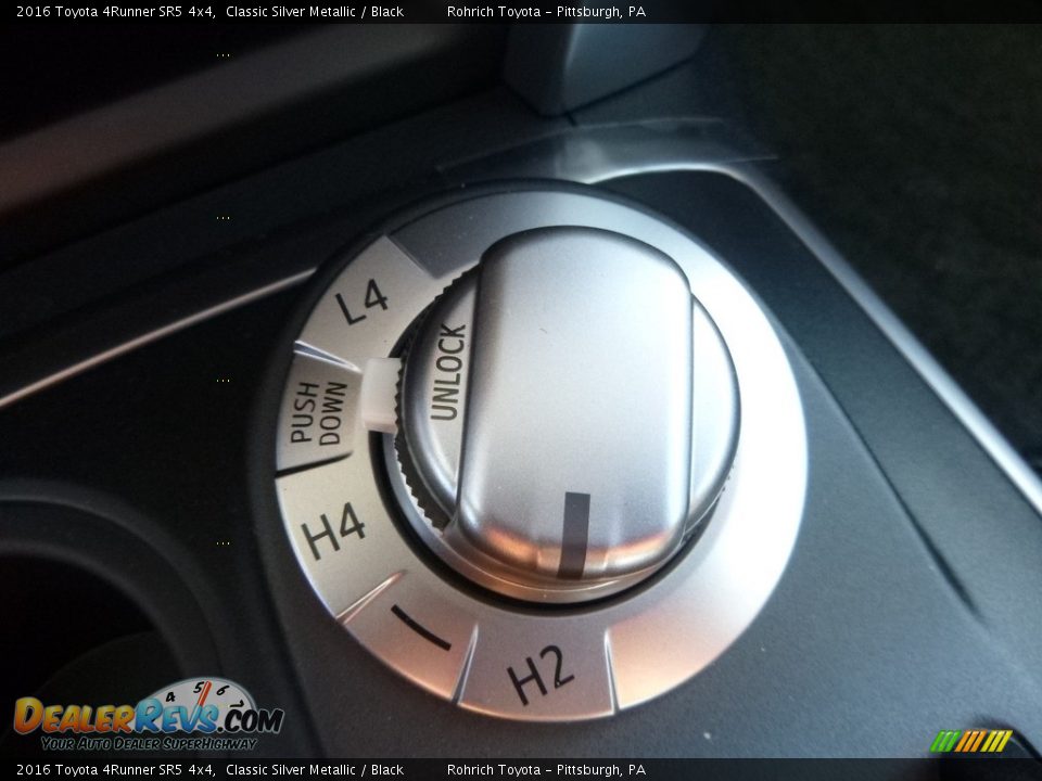 2016 Toyota 4Runner SR5 4x4 Classic Silver Metallic / Black Photo #14