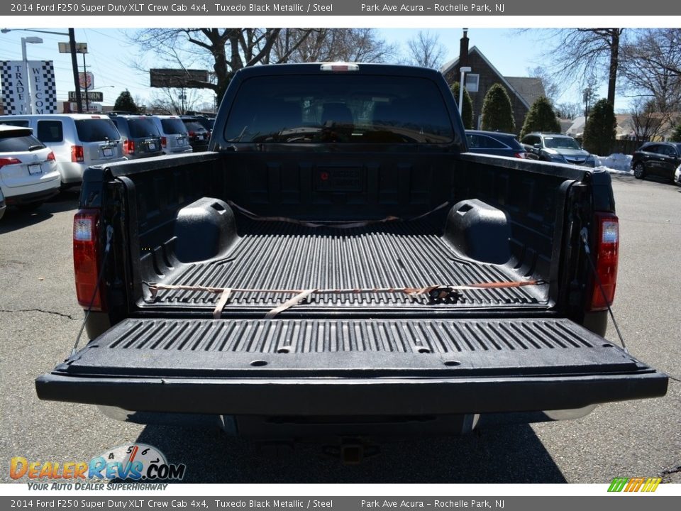 2014 Ford F250 Super Duty XLT Crew Cab 4x4 Tuxedo Black Metallic / Steel Photo #22