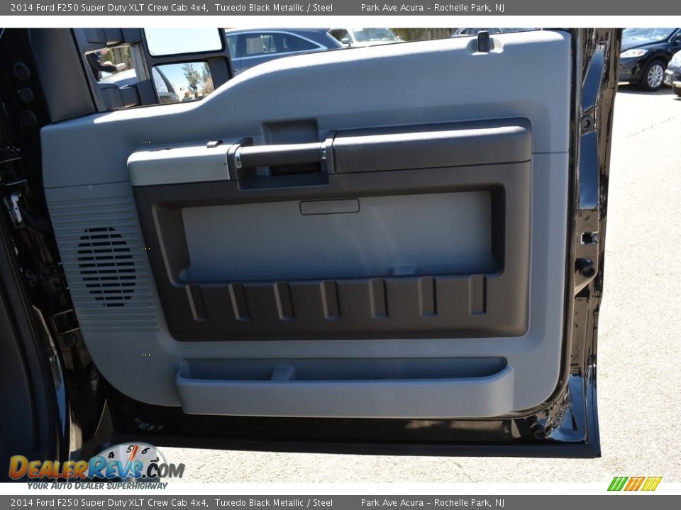 2014 Ford F250 Super Duty XLT Crew Cab 4x4 Tuxedo Black Metallic / Steel Photo #26
