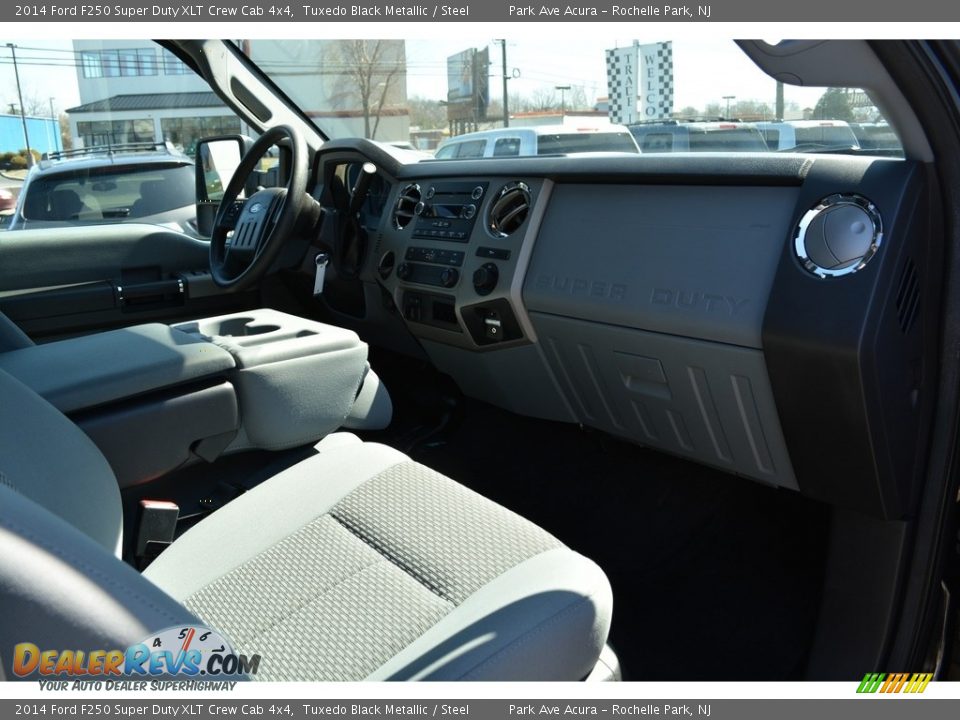 2014 Ford F250 Super Duty XLT Crew Cab 4x4 Tuxedo Black Metallic / Steel Photo #27