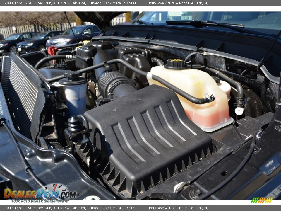 2014 Ford F250 Super Duty XLT Crew Cab 4x4 Tuxedo Black Metallic / Steel Photo #31