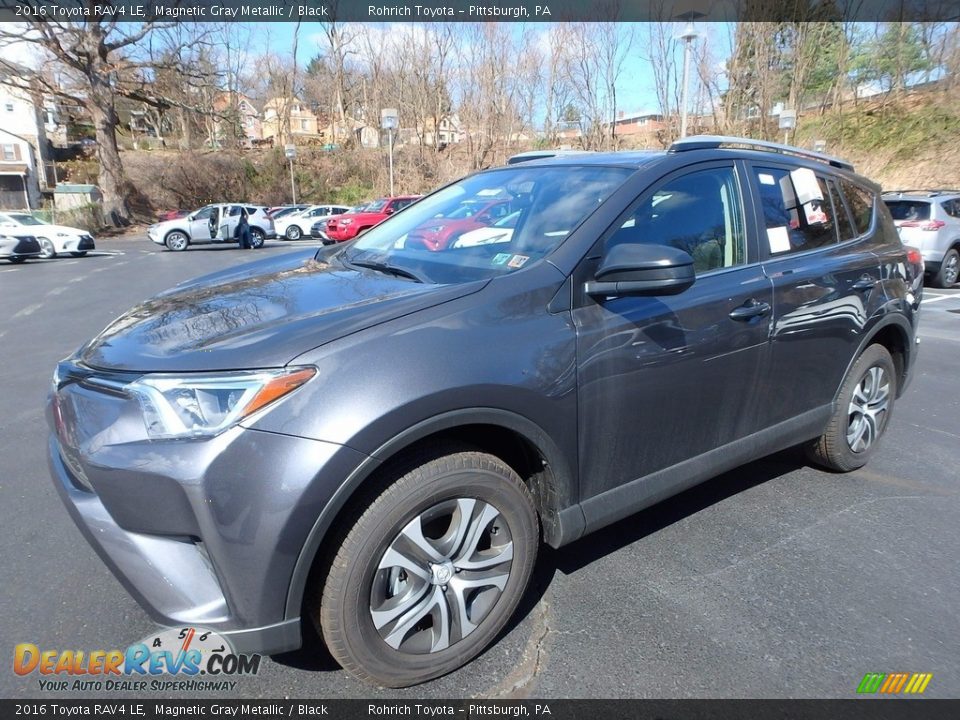 2016 Toyota RAV4 LE Magnetic Gray Metallic / Black Photo #4