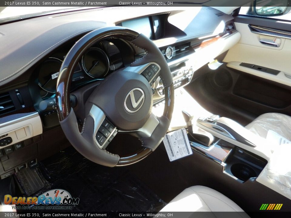 2017 Lexus ES 350 Satin Cashmere Metallic / Parchment Photo #2