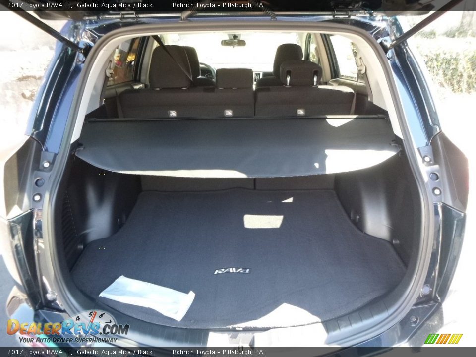 2017 Toyota RAV4 LE Galactic Aqua Mica / Black Photo #6